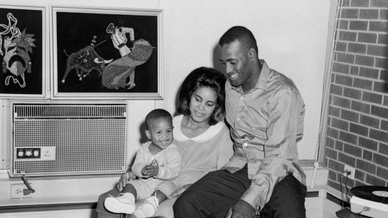 Roberto Clemente's death 50 years ago forever changed his son, a former  Phillies minor leaguer